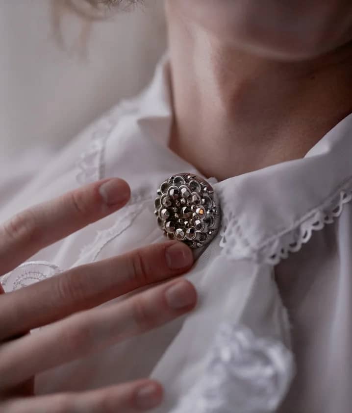 female-brooch